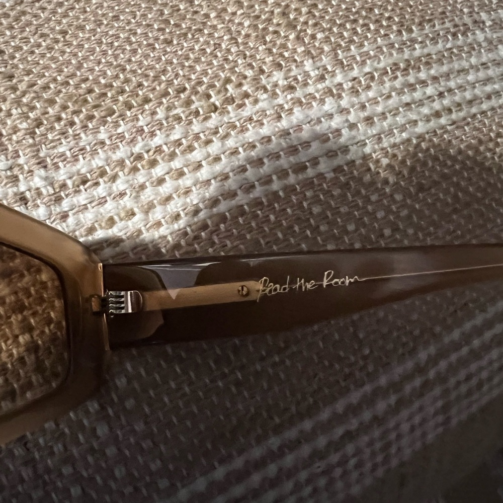 DEZI Read The Room Sunglasses - Picture 4 of 6